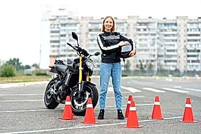 motosiklet ehliyeti 125 - 1000cc a1 a2 a sınıfı ehliyet